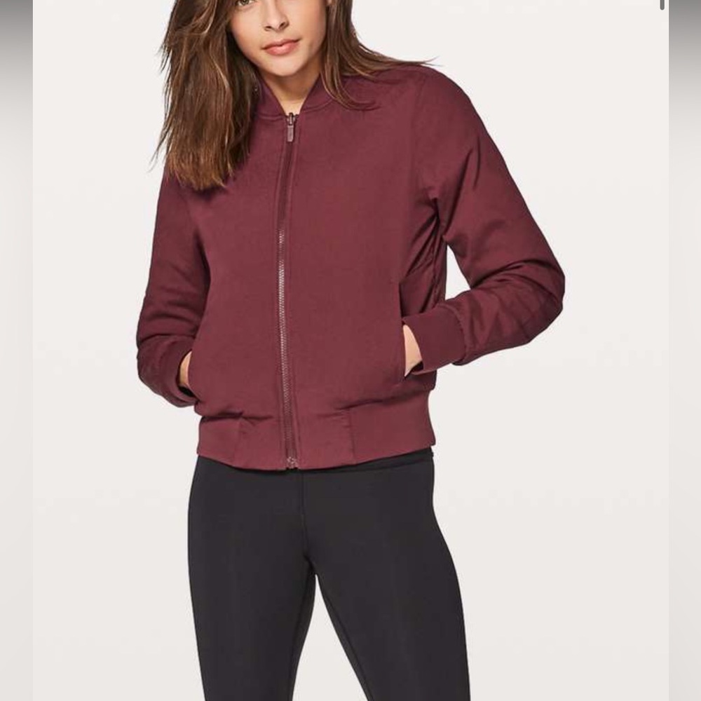 Lululemon Non-Stop Bomber *Reversible
Redwood / So Merlot 4